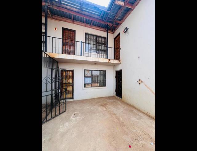 BUSINESS FOR SALE IN RONDEBULT